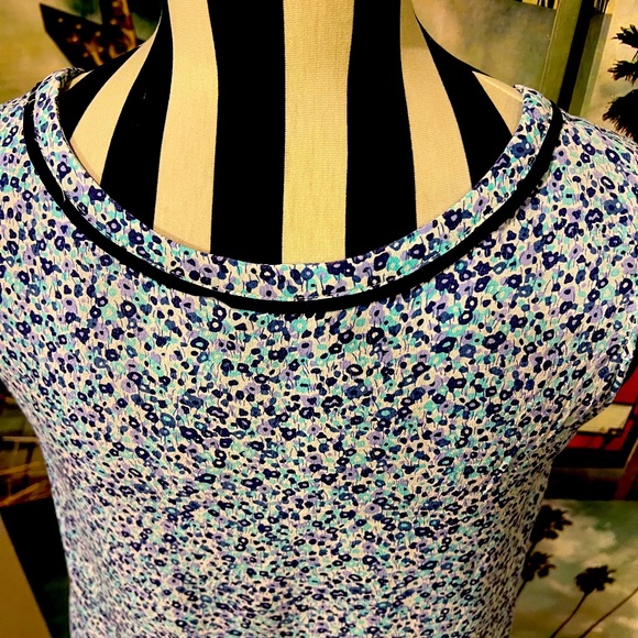 Sleeveless floral top with ribbon trim, from England - Picture 5 of 9